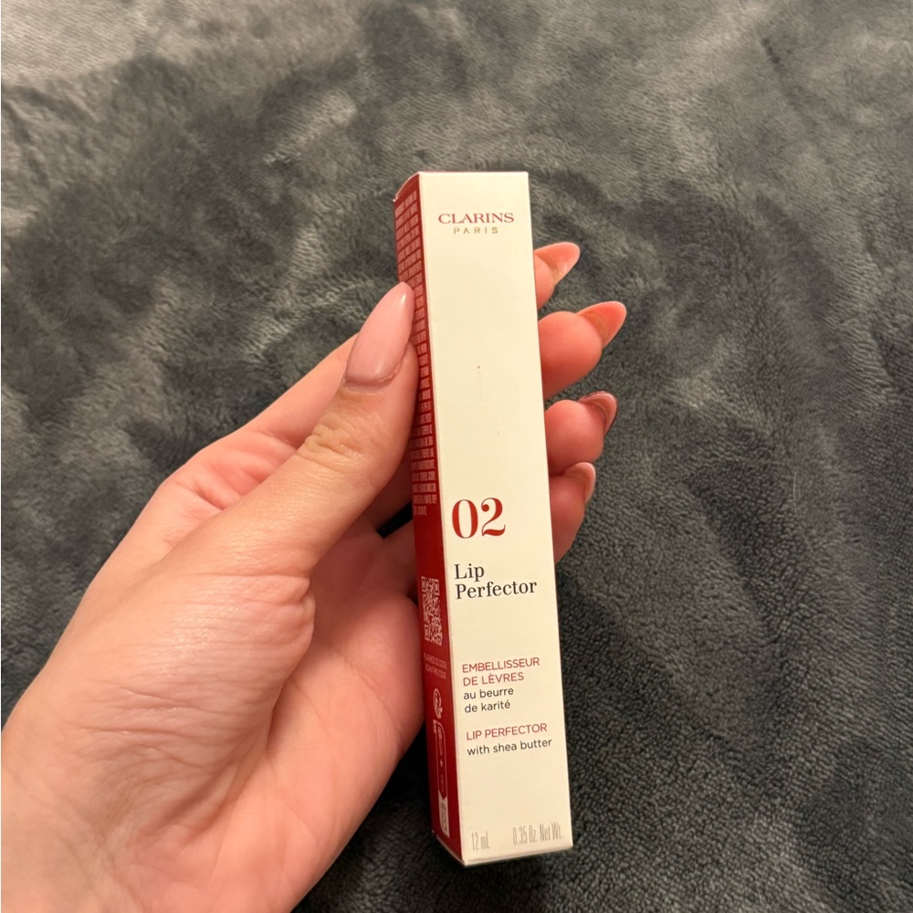 Clarins Lip Perfector - 02 apricot shimmer